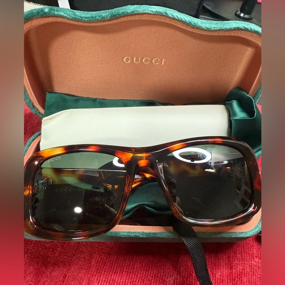 Gucci Tortoiseshell Designer Eyewear main image 2